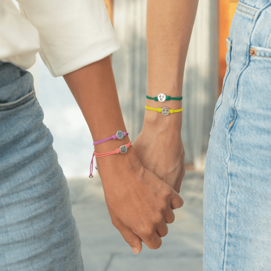 Pulsera solidaria Smile | Regalos solidarios SJD 2