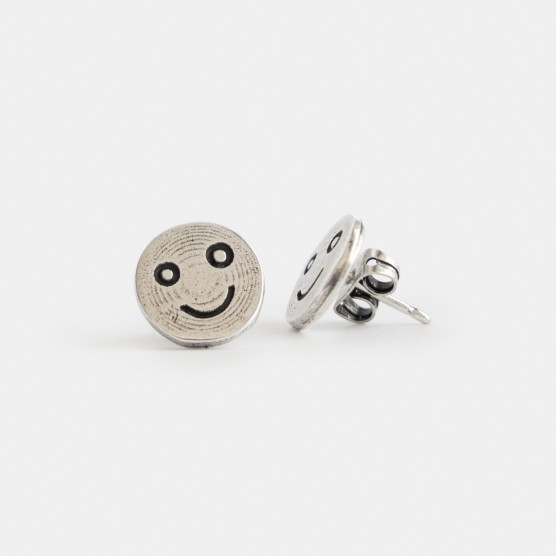 Arracades smile