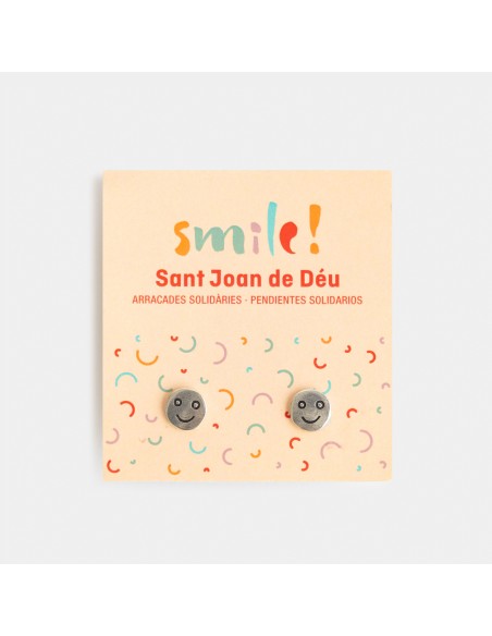 Arracades smile